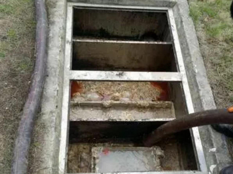融水隔油池清理